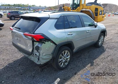 2023 Toyota Rav4 Xle Premium z USA, uszkodzony, nr VIN 2T3A1RFV5PC387709